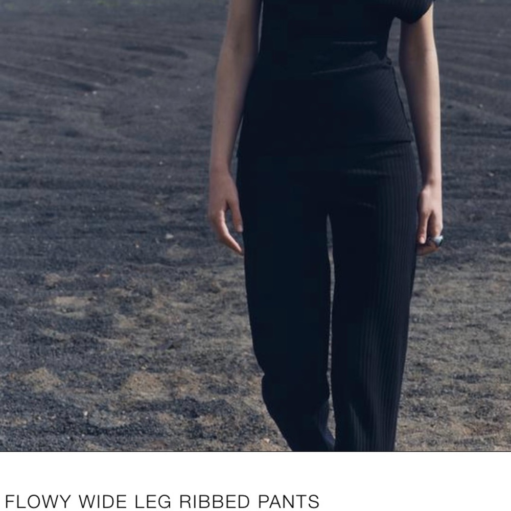 Zara flowy black pants